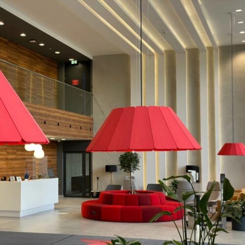 Akustiliste omadustega lamp